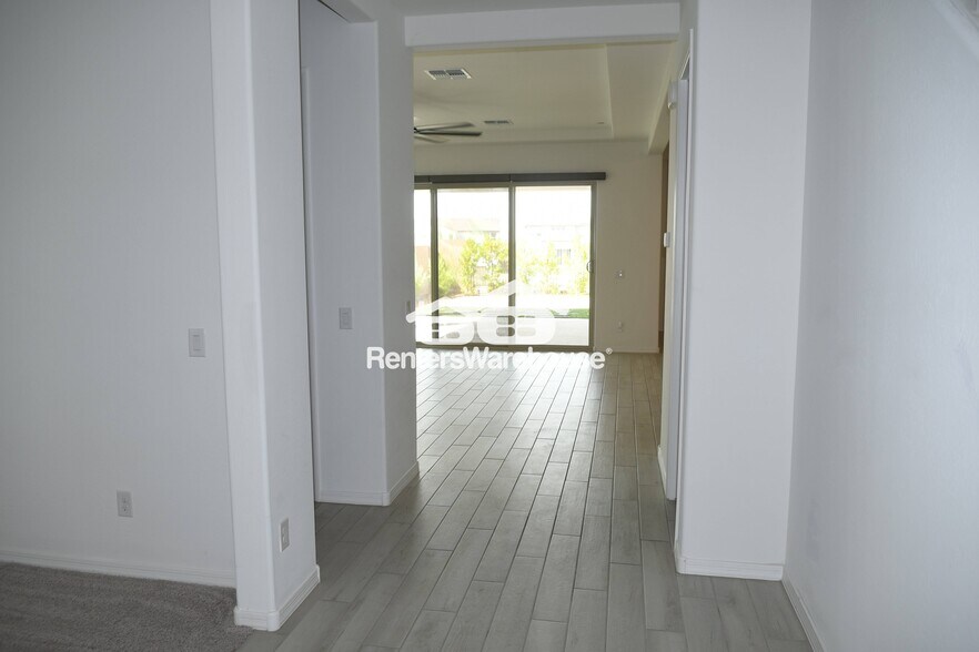 Building Photo - 2700 N 216th Ave