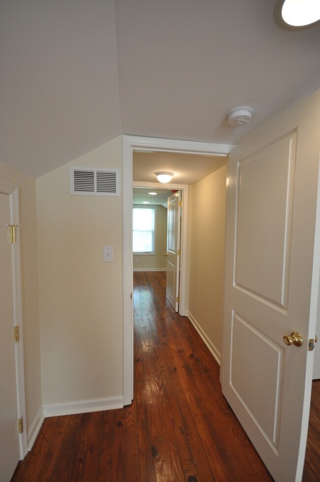 Building Photo - 505 Pyke Rd