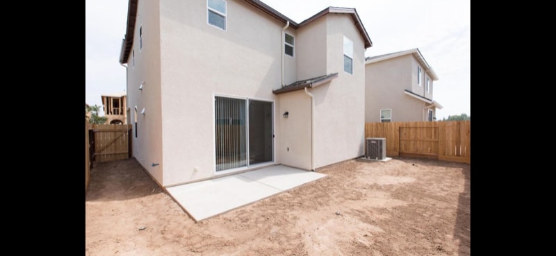 Building Photo - 2284 Columbus Dr
