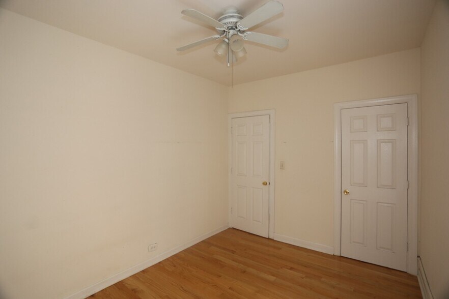Building Photo - 3828.5 N Fremont St