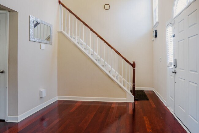 Building Photo - 4 Bedroom Home in the Village at Rolesville