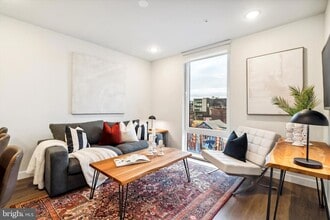 Building Photo - 1102 Germantown Ave