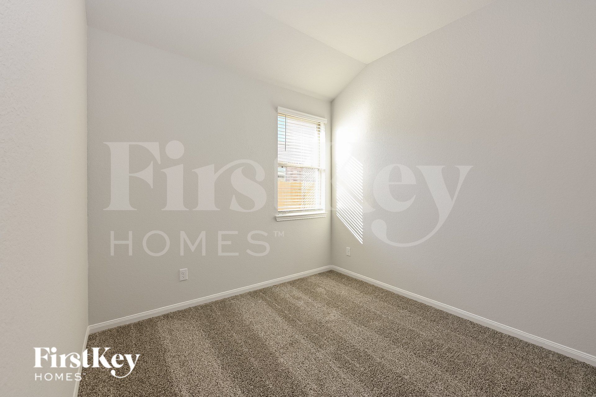 Building Photo - 26211 Cooperstown Wy