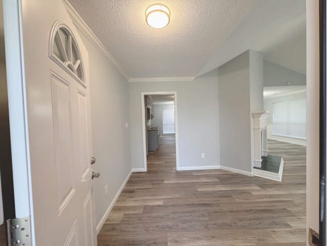 Building Photo - 100 Patra Dr