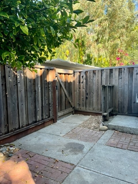 Building Photo - 901 Veterans Dr