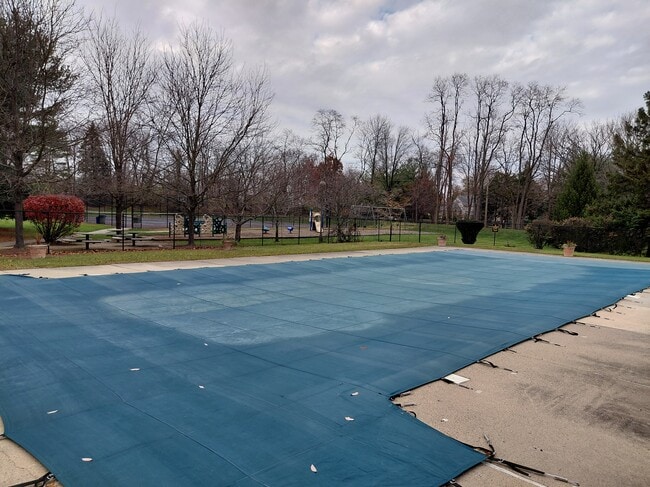 Building Photo - 93 Ramsgate Ct