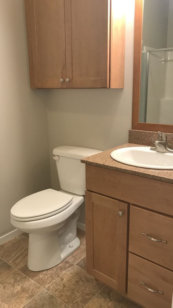 Building Photo - Amazing 1 bedroom 1 bath Apartment Home in Lynden
