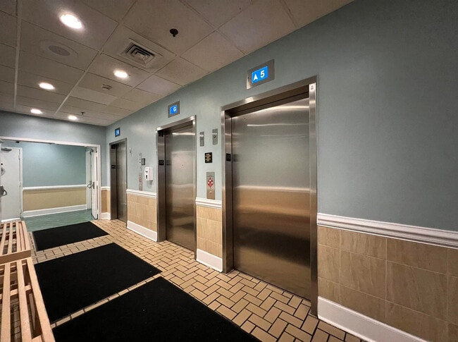 Building Photo - 1605 S Ocean Blvd