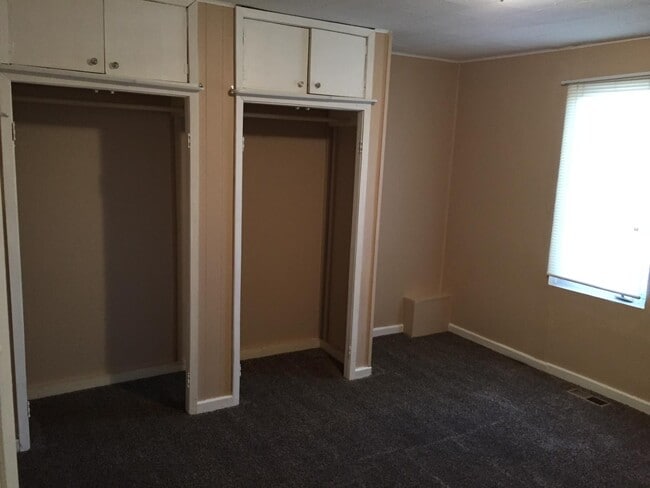 Building Photo - 903 Beltrami Ave NW