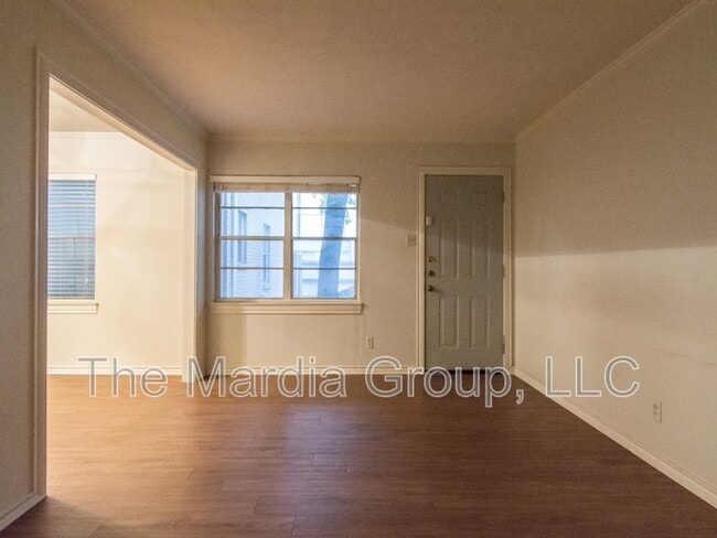Building Photo - 4311 Cole Ave