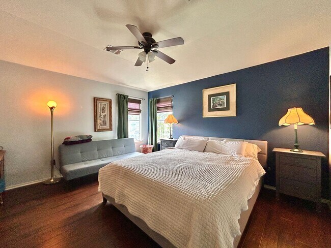 Building Photo - 14801 Falling Stone Ln