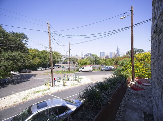 Building Photo - Studio, 1 bath Condo - La Duena Studio