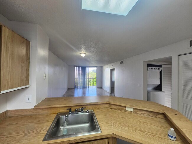 Building Photo - 8750 N Sherman Cir