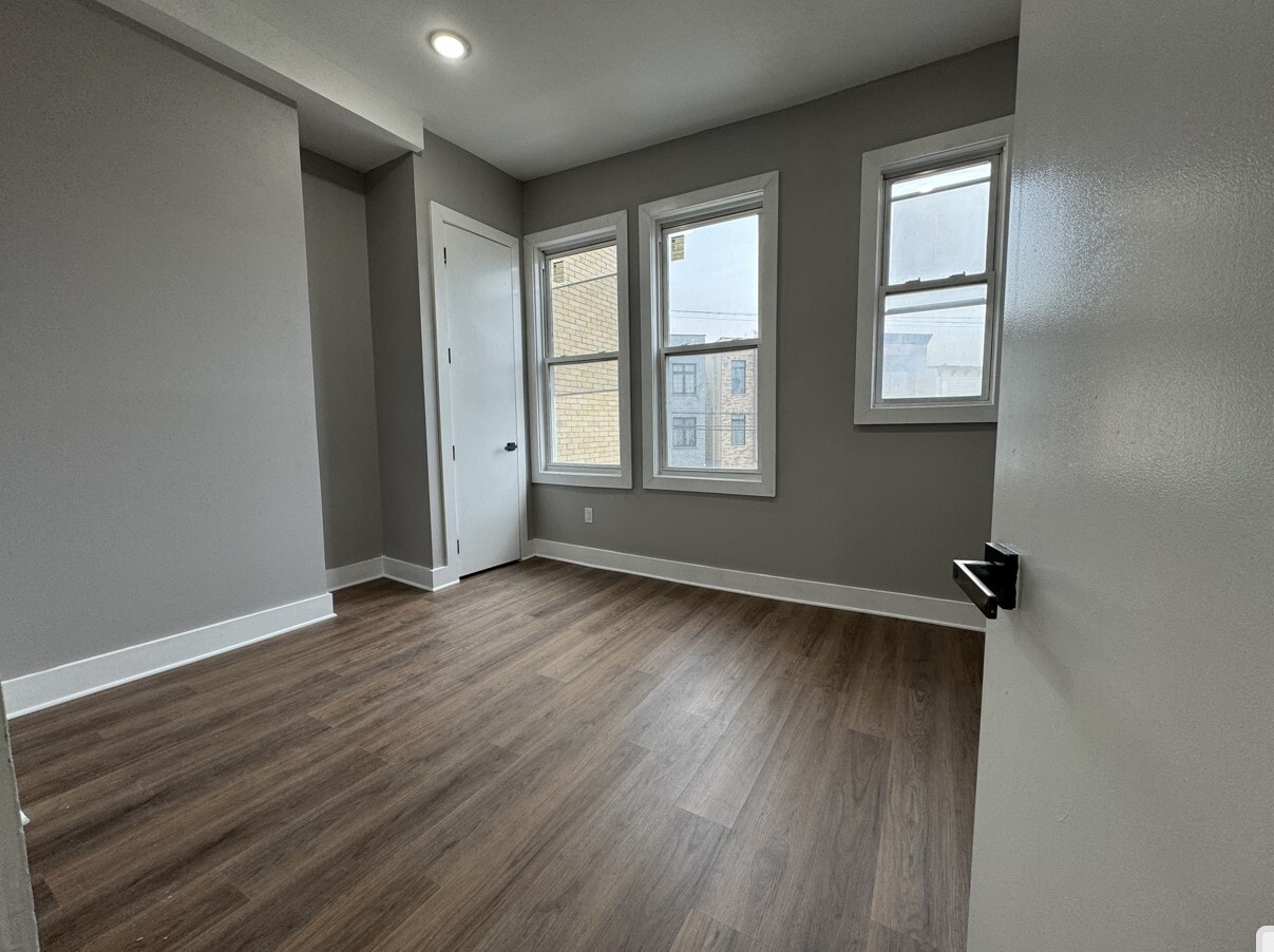 Unit 3 - 324 Old Bergen Rd