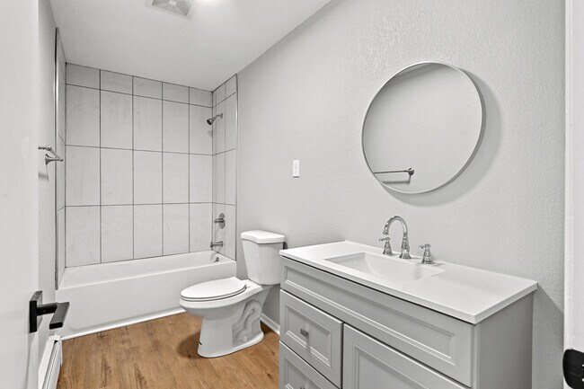 Building Photo - 16601 Eldorado St NW