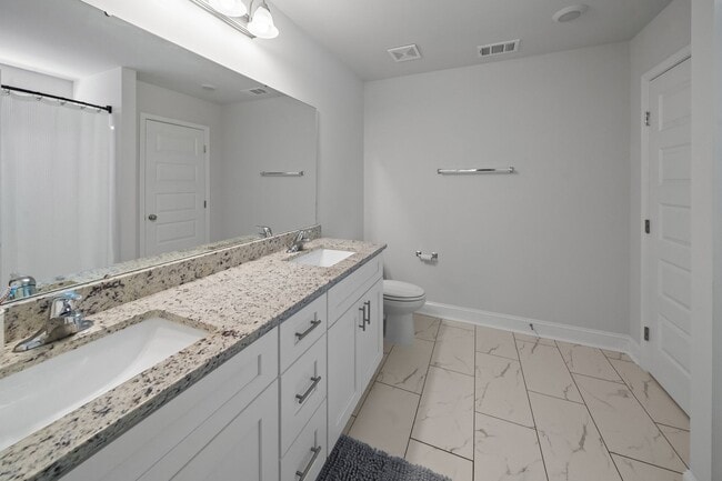 Building Photo - Stunning 3 Bedroom Townhome in Towne Park, Pooler GA