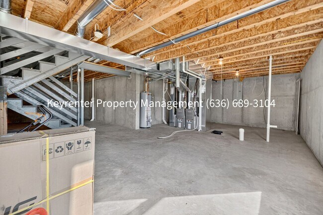 Building Photo - 2823 Winding Valley Dr