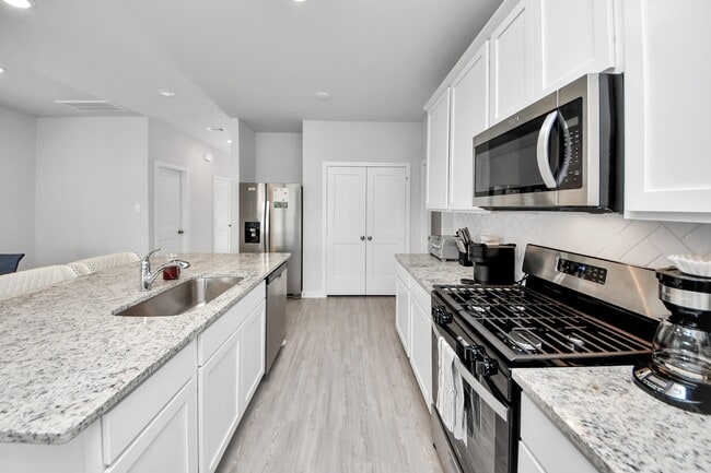 Building Photo - 5806 Quest Valley Dr