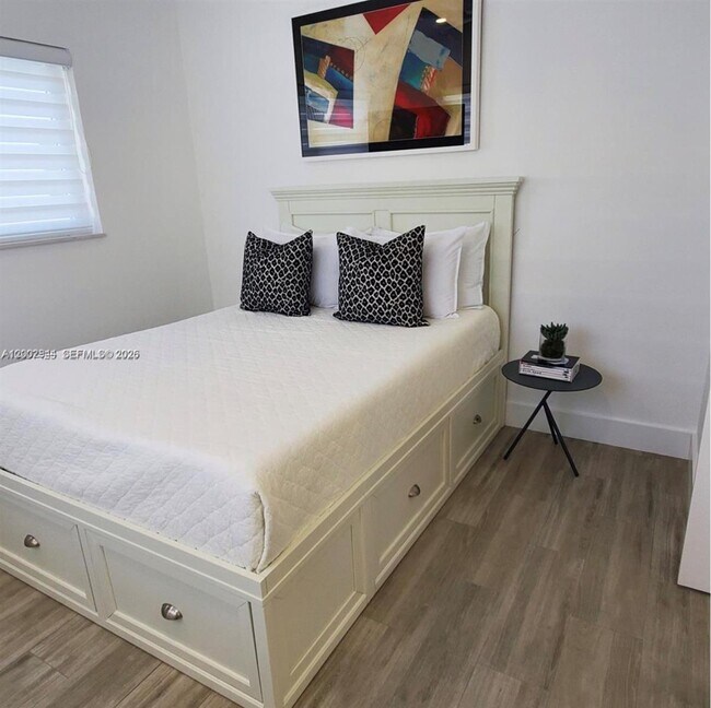 Building Photo - 7406 Gary Ave