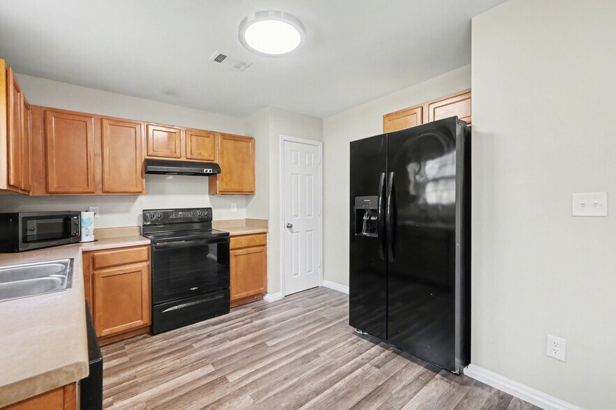 Building Photo - 3014 Robin Terry Ct