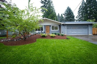 Building Photo - Great Location near George Fox University ...