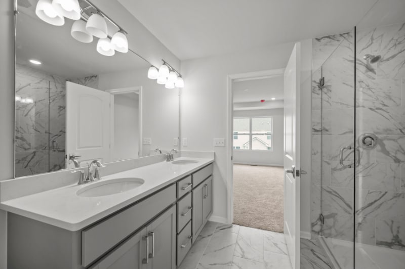 Building Photo - 2405 Salt Springs Dr