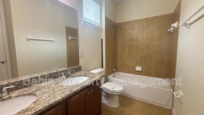 Building Photo - 13833 Bridgewater Crossings Blvd