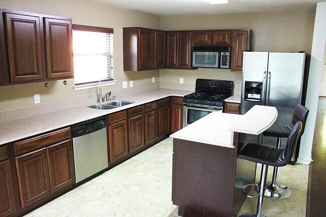 Building Photo - 2819 Scottsdale Palms Dr