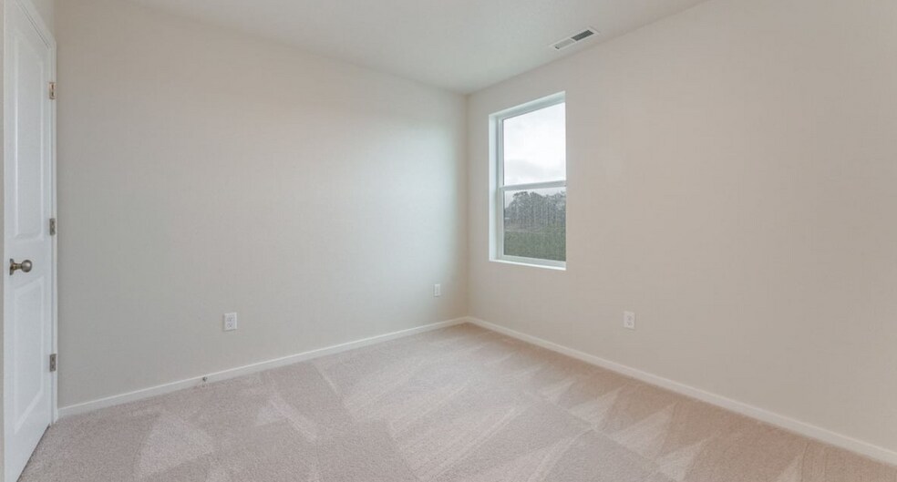 Building Photo - 4934 Elvis Ave NE