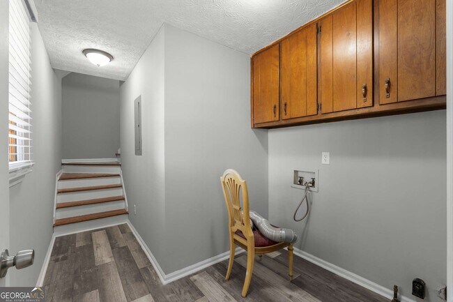 Building Photo - 1235 Green Turf Dr