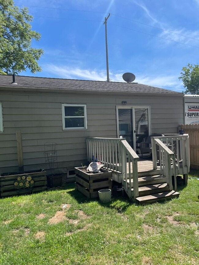 Building Photo - 2223 Humphrey St