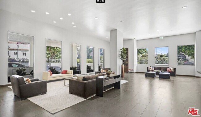 Building Photo - 10501 Wilshire Blvd