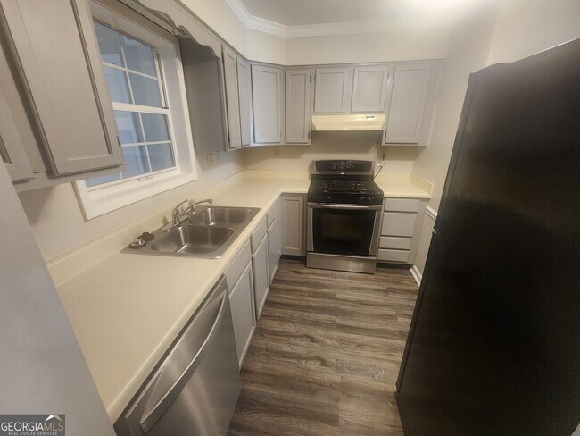 Building Photo - 3761 Windsor Cir
