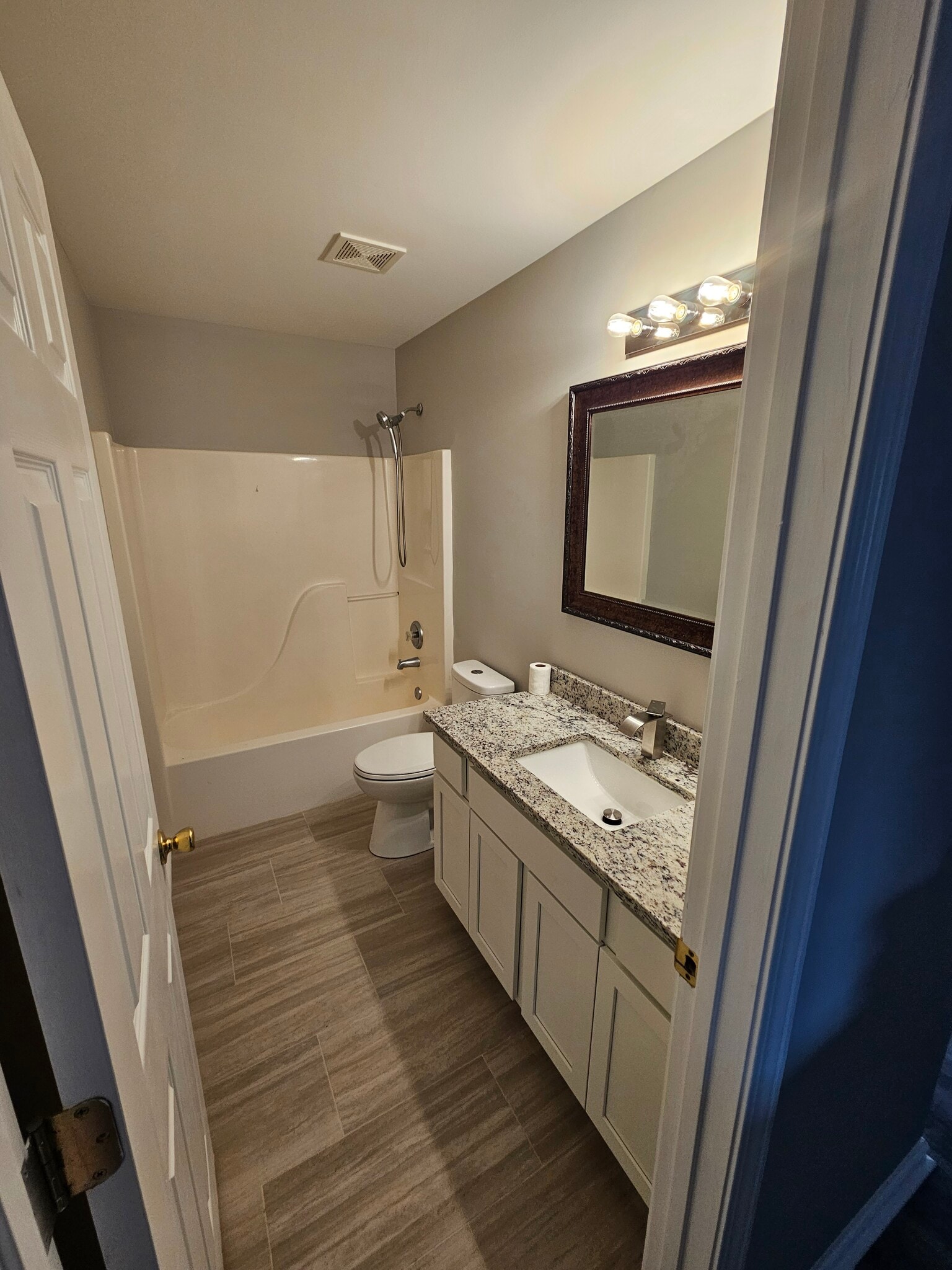 Building Photo - 714 Terrace Creek Dr