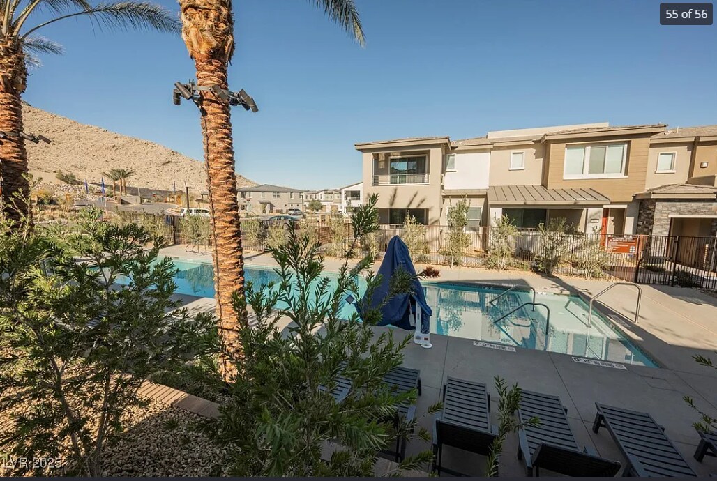 Building Photo - 2451 Altitude St