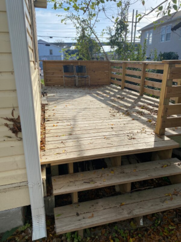 Building Photo - 155 Romney St