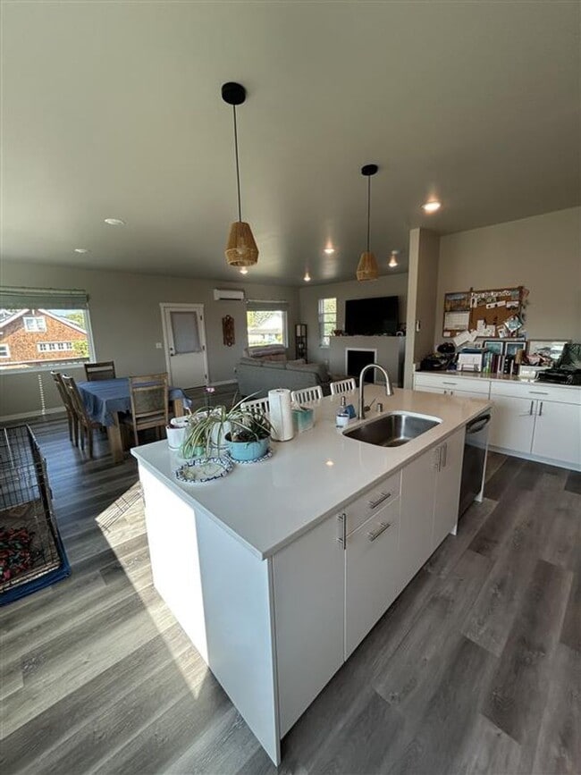 Building Photo - Great 3-bedroom, 2 bath home in Sumas, WA