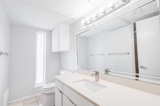 Building Photo - 12888 Montfort Dr