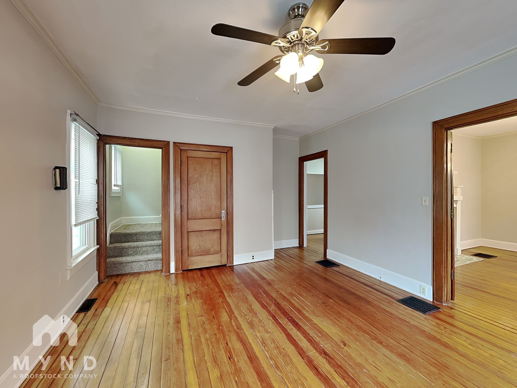 Building Photo - 215 Wilson Ave