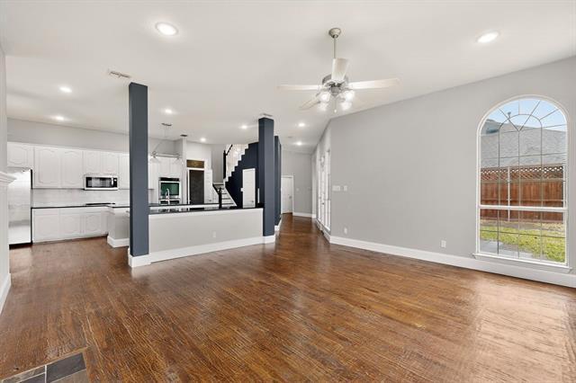 Building Photo - 5600 Belle Chasse Ln