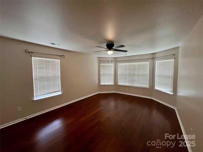 Building Photo - 7001 Mountain Top Ct