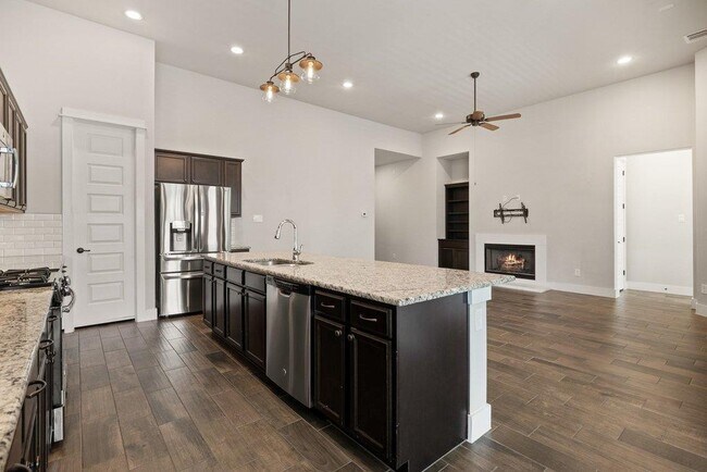 Building Photo - 13701 Ronald Reagan Blvd