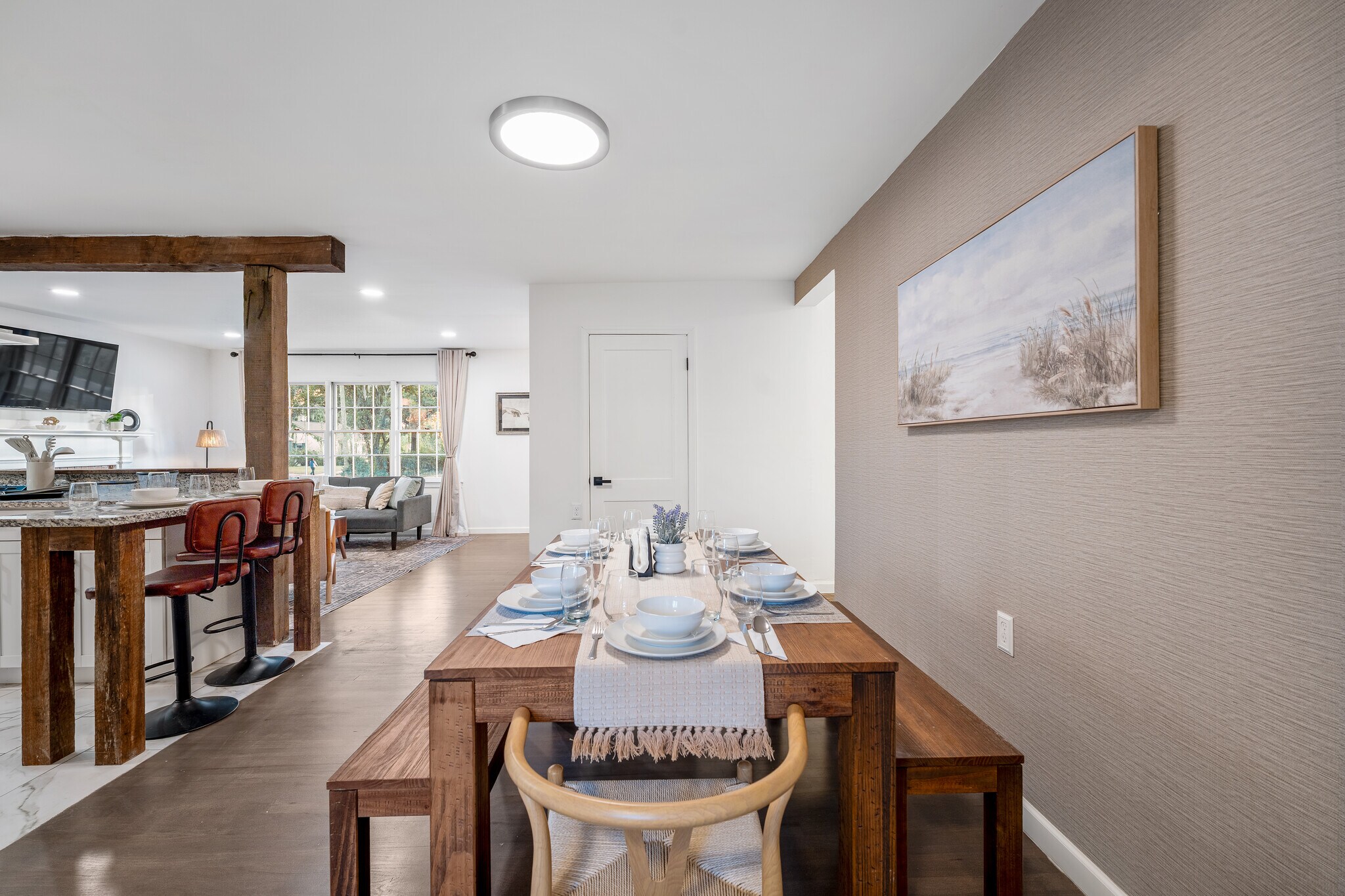 Building Photo - 1464 E 41st St