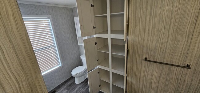 Building Photo - 283 Mulberry