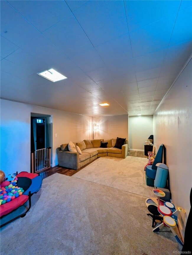 Building Photo - Long Realty & Property Management - 4 Bedr...
