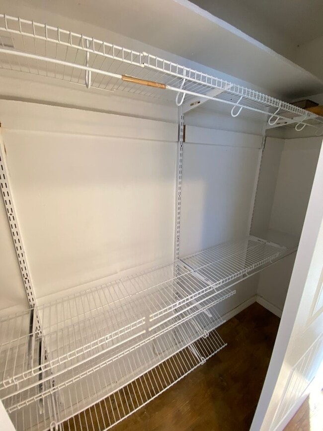 Building Photo - Move-in Ready 2 Bedroom 1 Bath in Carlsbad