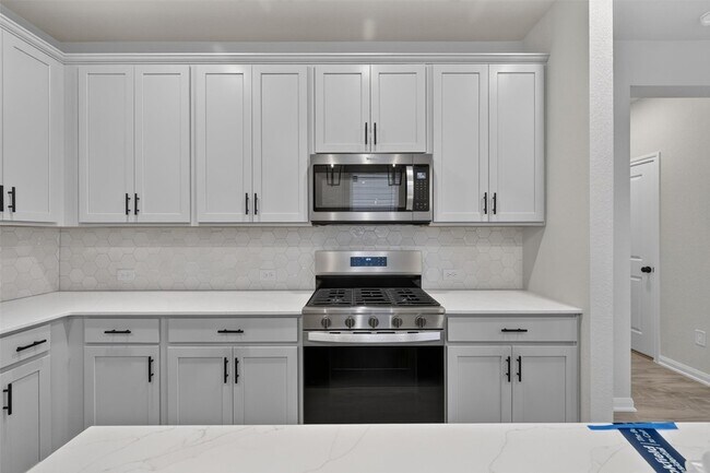 Building Photo - 6427 Prospect Oaks Pkwy