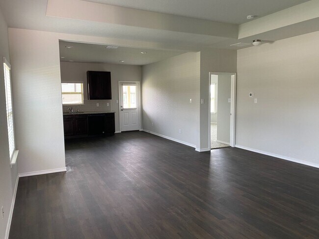 Building Photo - 8226 Noble Crst