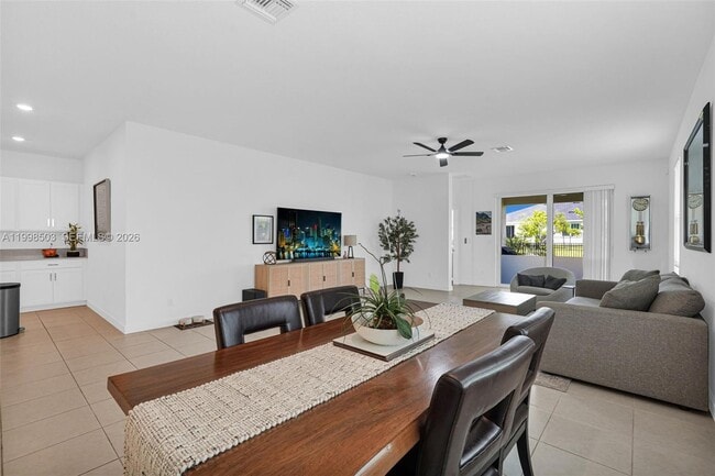 Building Photo - 1368 Haywagon Tr.