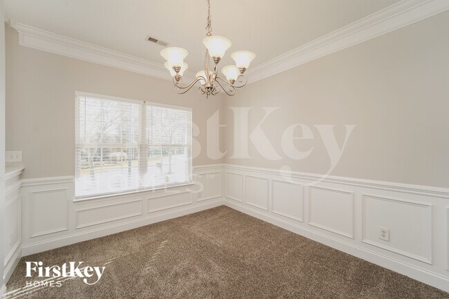 Building Photo - 6124 Silver Chime Way